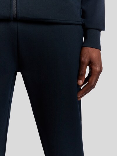 Lyle & Scott Pantalon en bleu marine, Vue avec produit