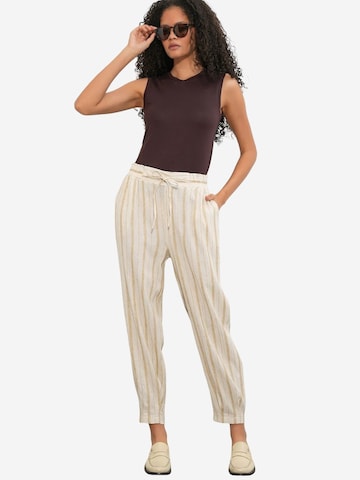 Tapered Pantaloni 'Hose' di Bigdart in bianco