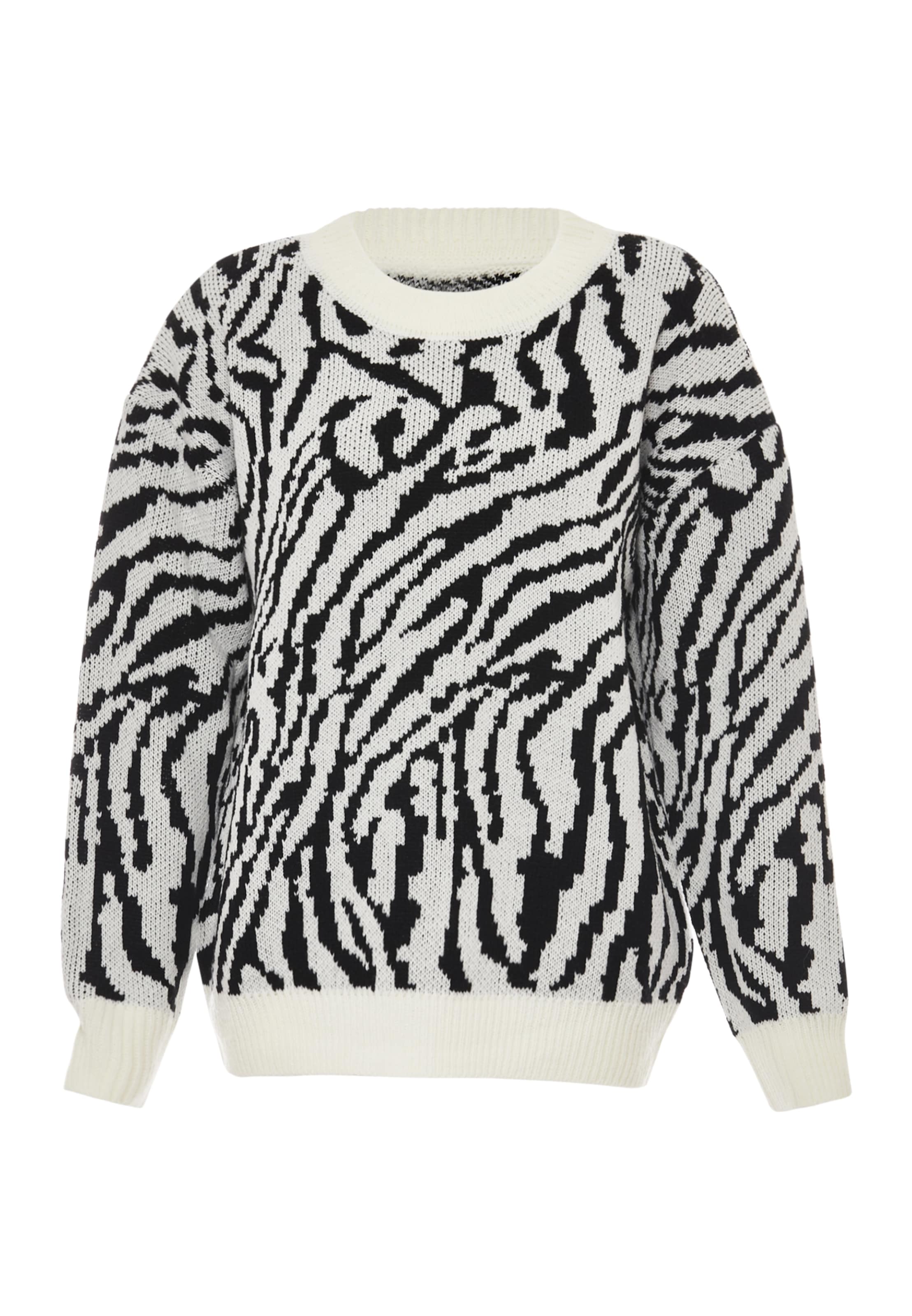 ebeeza Trui in Wit: voorkant