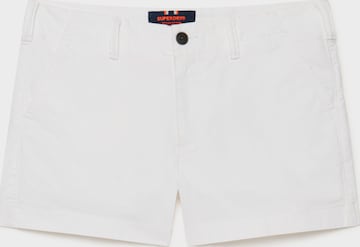 Superdry & Co Shorts 'Classic' in Weiß: Vorderseite