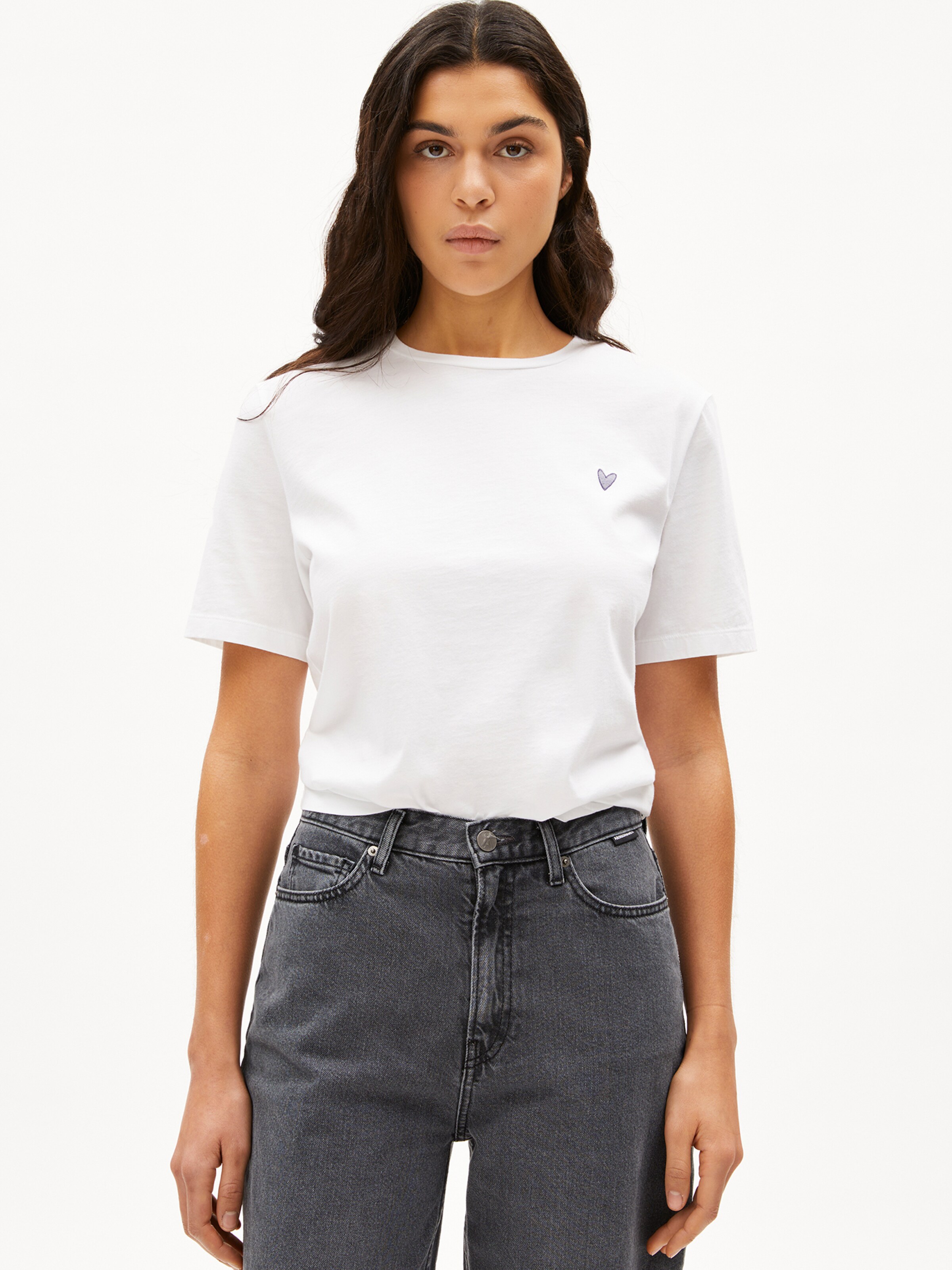 Maglietta di ARMEDANGELS in bianco: frontale