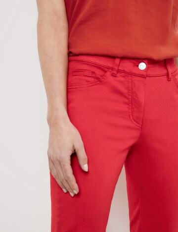 GERRY WEBER Regular Jeans 'Best4me' in Rot