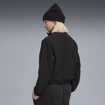 PUMA Jacke in Schwarz