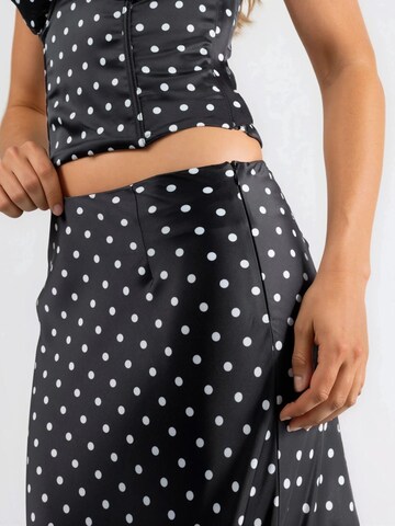 Hiccup Skirt in Black
