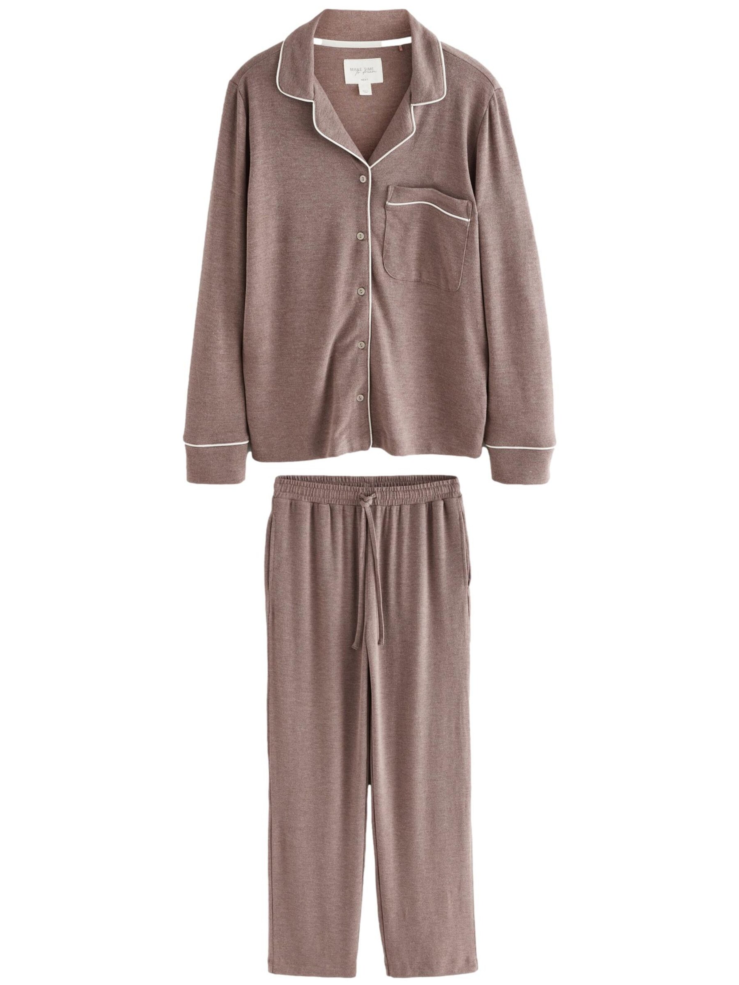 Next Pyjamas i brun: forside