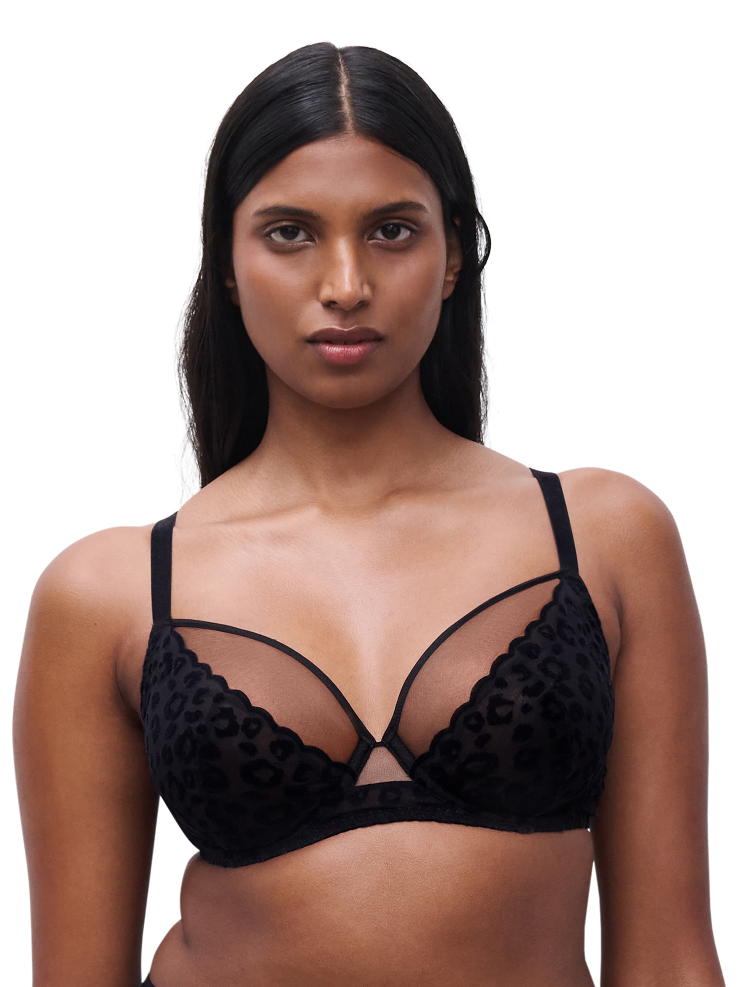 Chantelle Бюстгальтер под футболку Бюстгальтер в Черный: спереди