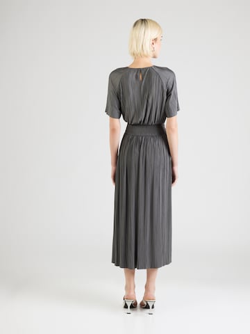 Robe 'Uma' Samsøe Samsøe en gris