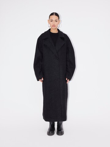 LeGer by Lena Gercke Ανοιξιάτικο και φθινοπωρινό παλτό 'Giana' σε μαύρο: μπροστά
