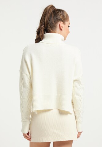 myMo NOW Sweater in White