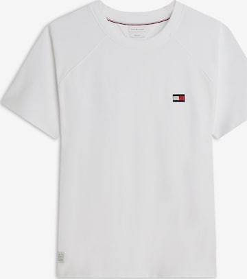 T-Shirt TOMMY HILFIGER en blanc : devant