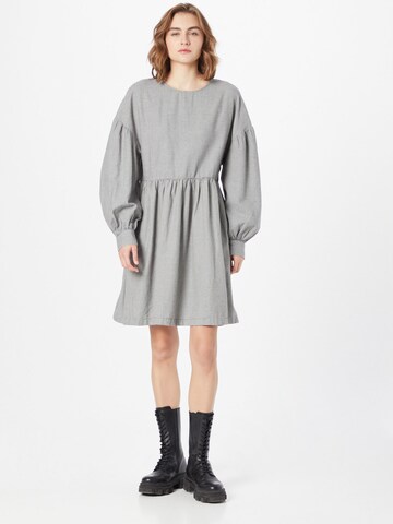 Marc O'Polo DENIM Shirt dress in Grey: front