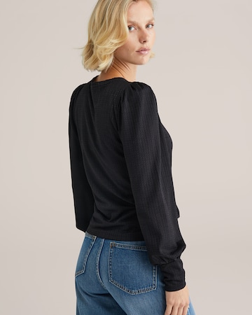 Bluză de la WE Fashion pe negru
