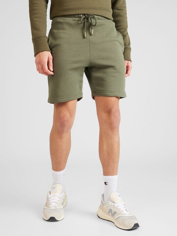 ALPHA INDUSTRIES Regular Shorts in Grün: predná strana