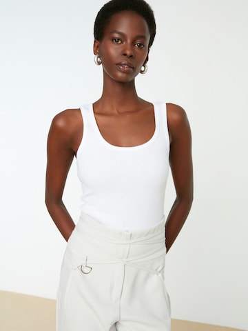 Haut 'Athlete' Trendyol en blanc : devant