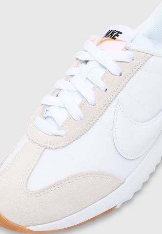 Nike Sportswear Nízke tenisky 'Pacific' - Biela