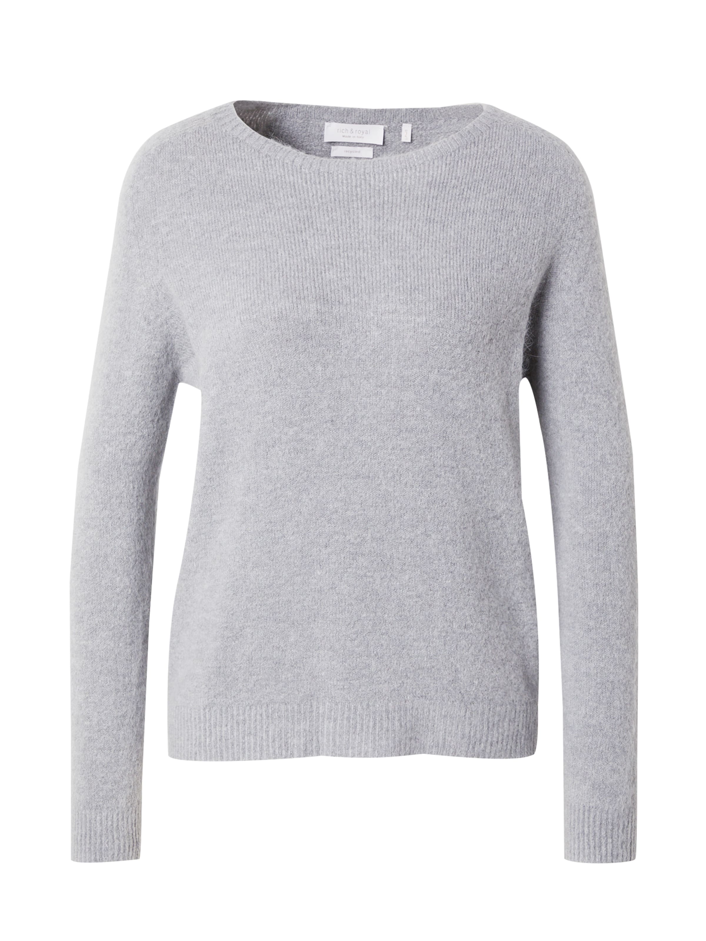 Rich & Royal Svetr – šedá: přední strana