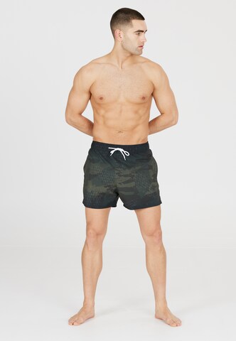 Cruz Swimming Trunks 'Quinland' in Green