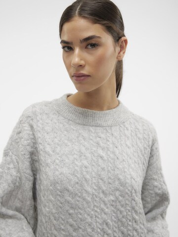 VERO MODA - Pullover 'HEIDI' em cinzento