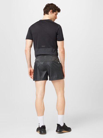 new balance Regular Sportshorts 'Impact' in Grau