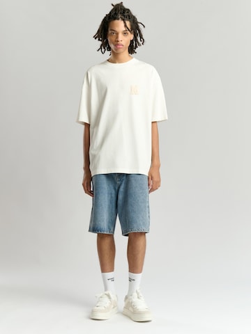 Mansour Shirt 'M Patch T-shirt' in Weiß