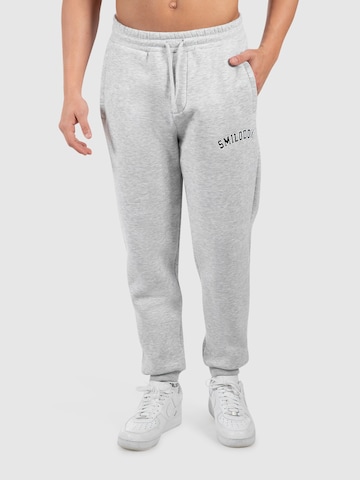 Smilodox Tapered Trousers ' Kayson ' in Grey: front