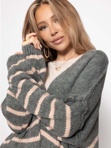 SASSYCLASSY Oversized Cardigan in Grey