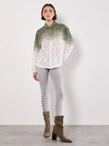Chemisier ' ' Apricot en vert