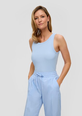 Haut s.Oliver en bleu : devant