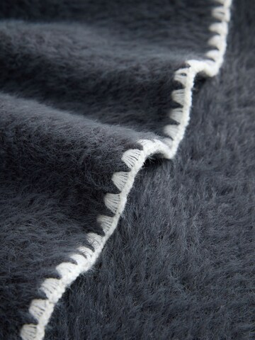 Sciarpa di B by Ted Baker in grigio