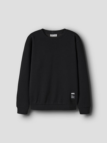 NAME IT - Sudadera en negro