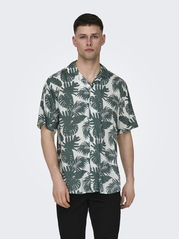 Coupe regular Chemise 'Dash' Only & Sons en vert : devant