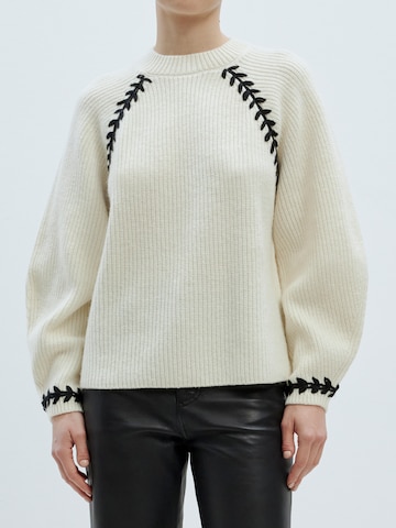 EDITED Sweater in White: front