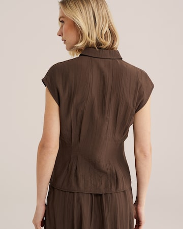 WE Fashion Blouse in Bruin