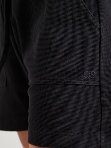 QS Regular Shorts in Schwarz