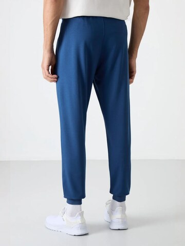 Tapered Pantaloni di Tommy Life in blu