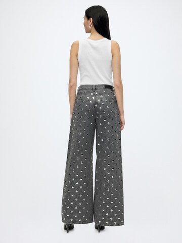 Karl LagerfeldWide Leg/ Široke nogavice Traperice - siva boja