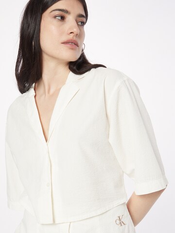 Robe-chemise Calvin Klein Jeans en blanc