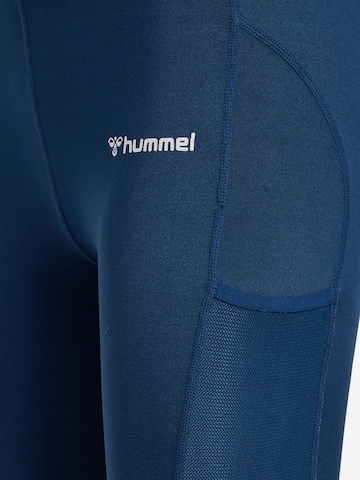 Hummel Skinny Športne hlače 'Chipo' | modra barva