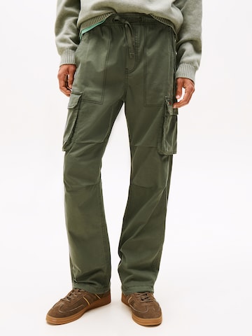 Regular Pantalon cargo 'OTIS' Tommy Jeans en vert : devant