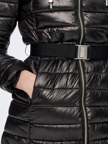 Manteau d’hiver 'SCARLETT' ONLY en noir