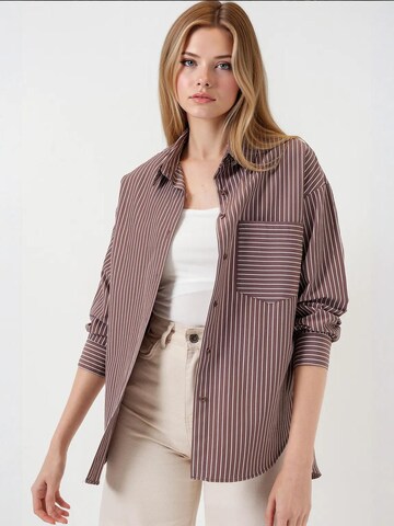 Bigdart - Blusa em castanho