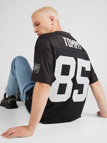 Tommy Jeans Shirt 'ARCHIVE FOOTBALL' in Black