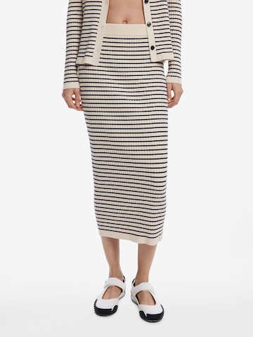 Gonna di Desigual in bianco: frontale