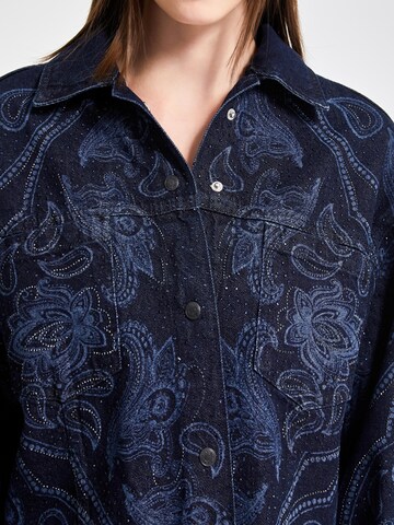 IT'S BASIC Between-season jacket 'Rhinestone Printed Denim Jacket' in Blue