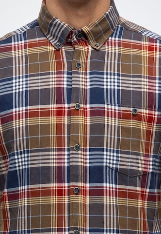 Lindbergh Regular fit Риза в кафяво