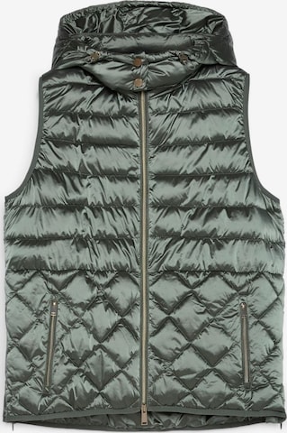 Giacca invernale di Fiorella Rubino in verde: frontale