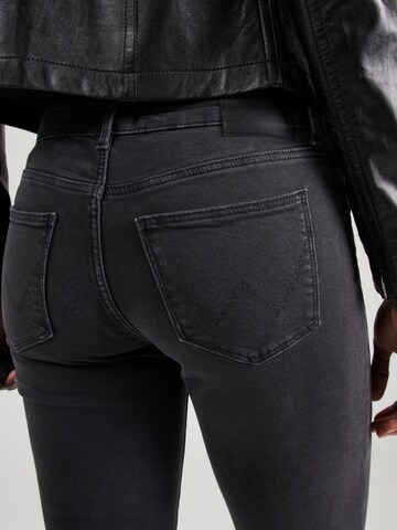 WRANGLER Буткат Джинсы 'BOOTCUT' в Черный