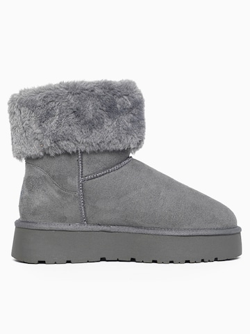 Boots 'CINNAMON' di Island Boot in grigio