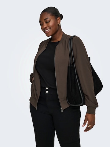 ruda ONLY Carmakoma Demisezoninė striukė 'CARLUX'