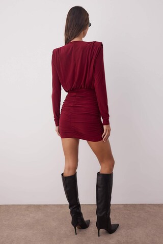 Robe Trendyol en rouge